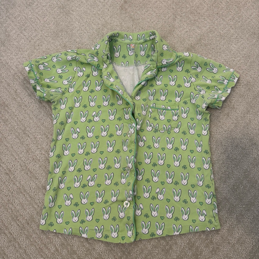 Roller Rabbit Green Lucky Bunny Short Polo Pajama Top